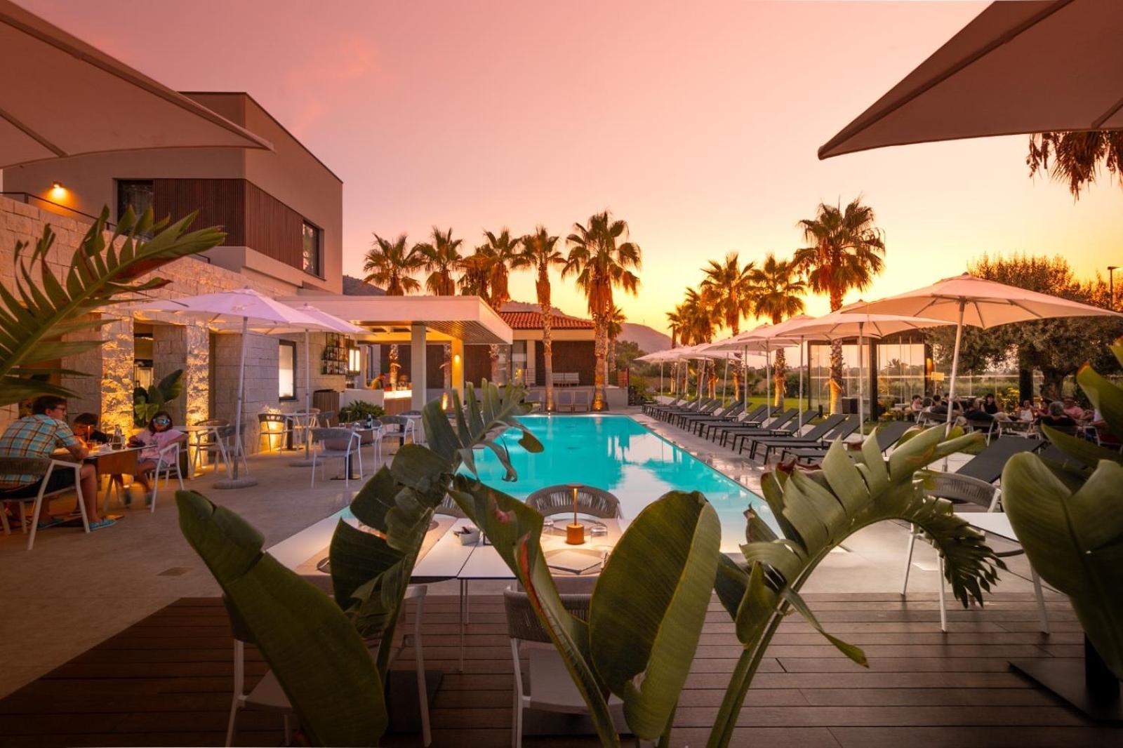 צ'פאלו Insulae Resort מראה חיצוני תמונה